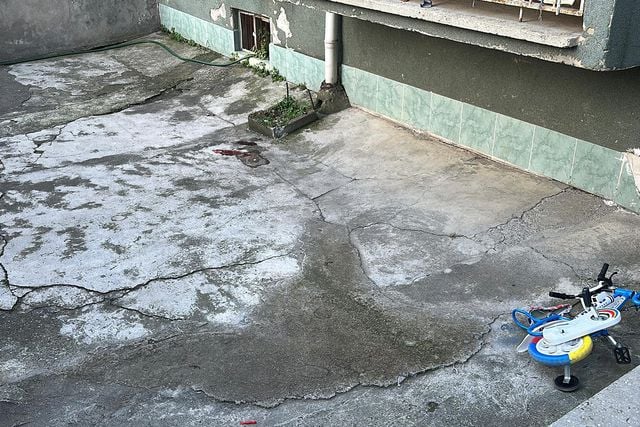 samsun da 1 5 yasindaki bebek pencere duserek hayatini kaybetti 19912245 6805 o