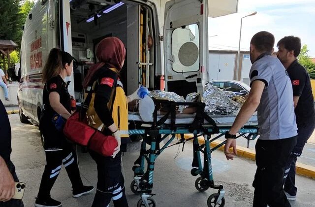 Sakarya’da bungalovda boğulma tehlikesi geçiren çocuk hastaneye kaldırıldı