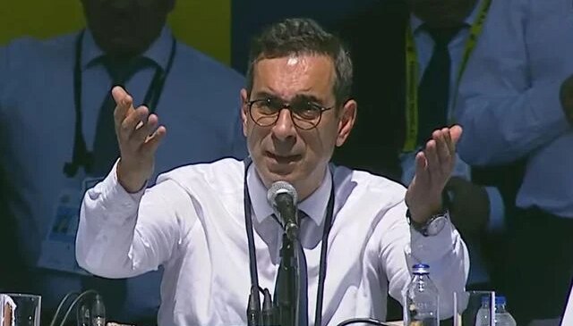 Şekip Mosturoğlu: Genel kurula mı geldiniz, yoksa maça mı?