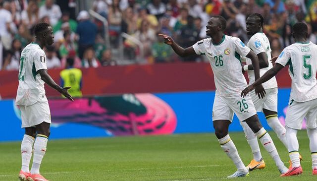 Senegal Irak’ı sahaya çıktığına pişman etti