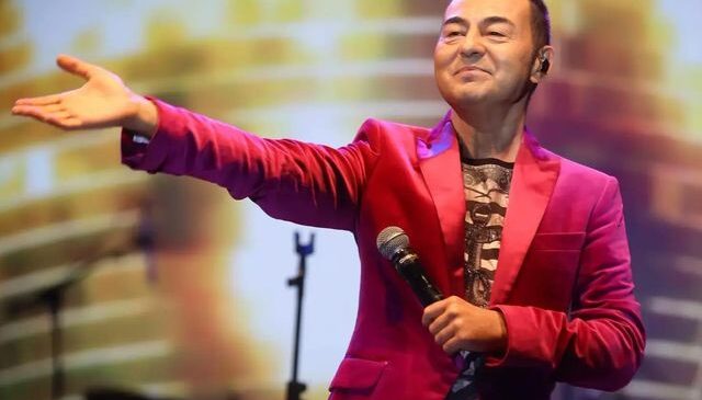 Serdar Ortaç’tan “Çok hasta” iddialarına yalanlama: Gayet iyiyim, konserlere devam