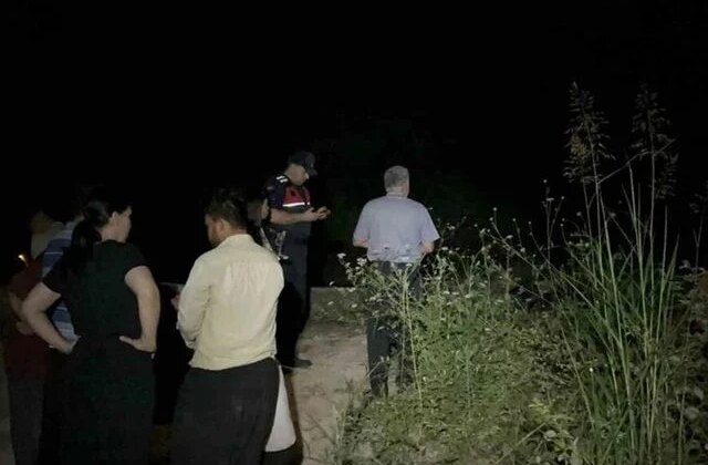 Sivas’ta balık tutmaya giden genç ırmak kenarında ölü bulundu