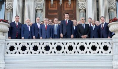 Siyaseti hareketlendiren fotoğraf soruldu: Abdullah Gül’e veto, Yavaş’a açık kapı
