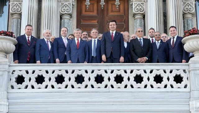 Siyaseti hareketlendiren fotoğraf soruldu: Abdullah Gül’e veto, Yavaş’a açık kapı