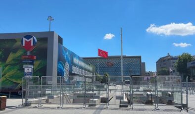 Taksim’deki metro istasyonları geçici süreyle kapatıldı
