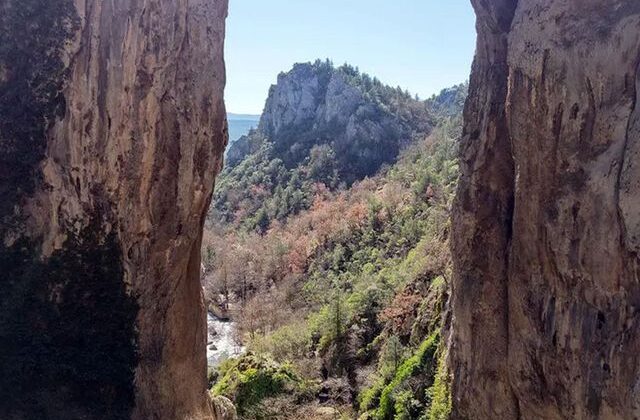 Tarihi kalıntıların da bulunduğu iki köy arasında kalan kanyon, keşfedilmeyi bekliyor
