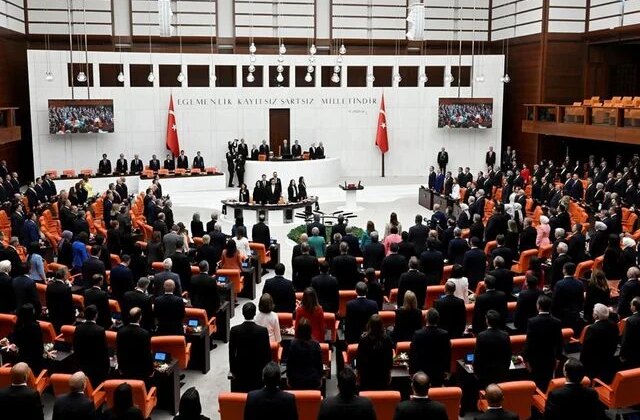 TBMM’de sandalye dağılımı değişti