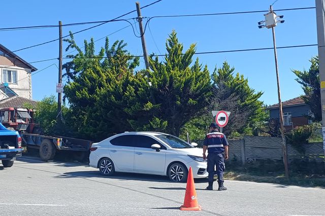 Tekirdağ’da otomobilde başından vurulmuş halde bulunan genç kurtarılamadı