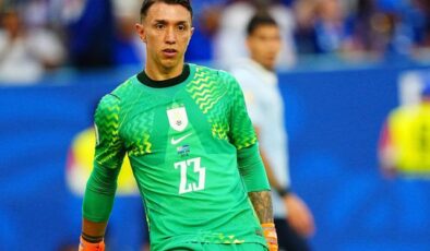 Tepkilerin odağı olan Muslera sessizliğini bozdu: Geç kaldım, üzgünüm