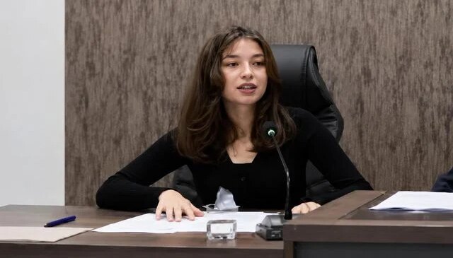 Terme Belediye meclis üyesi Rümeysa Eker tepki çeken paylaşımın ardından istifa etti
