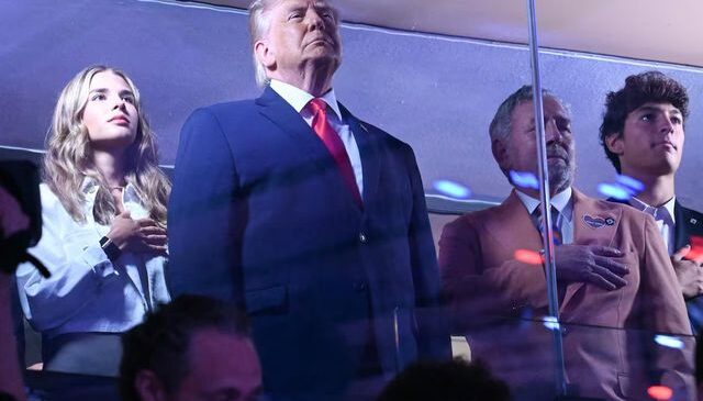 Trump’a soğuk duş! NBA tarihinde bir ilk yaşandı