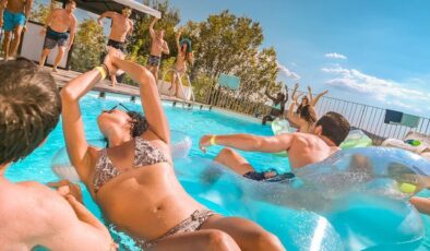 Turizm tesislerinde yeni dönem! Müzik lisansı belgesi zorunlu hale geldi