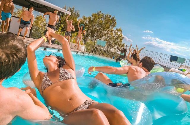 Turizm tesislerinde yeni dönem! Müzik lisansı belgesi zorunlu hale geldi