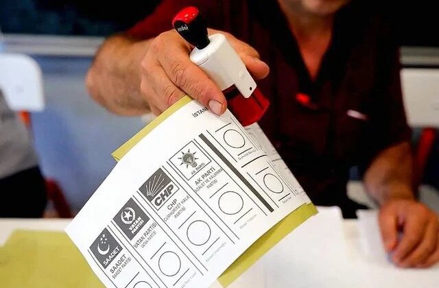 Üç ilimizde seçim heyecanı! Sandıklar kuruldu, oy verme işlemi başladı