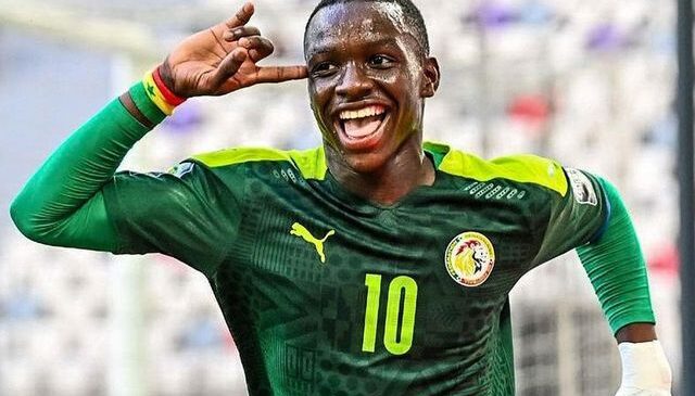 Uçak indi! Amara Diouf Fenerbahçe için İstanbul’da
