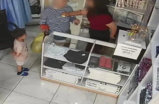 Bolu’da ücret nedeniyle tartıştığı terzinin kızını darbetti; olay kamerada