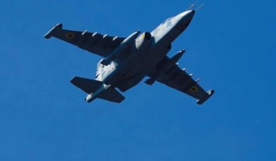 Ukrayna ordusuna ait bombardıman uçağı düştü