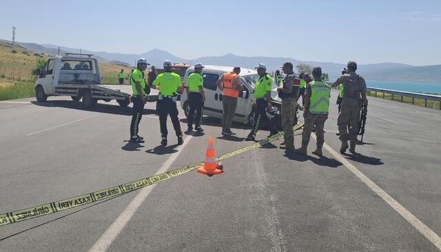 Van’da kahreden kaza! 1 asker şehit, 4 asker yaralı
