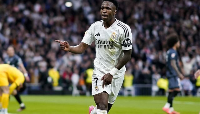 Vinicius Junior’ın Real Madrid’den istediği maaş kriz çıkarttı