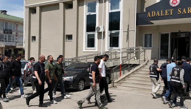 Yasa dışı bahis çetesi operasyonunda 203 milyar TL’lik para trafiği tespit edildi