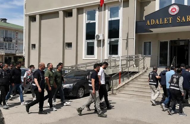Yasa dışı bahis çetesi operasyonunda 203 milyar TL’lik para trafiği tespit edildi