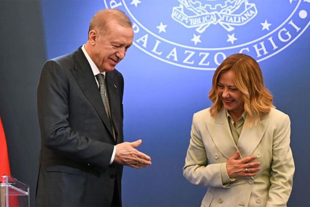 Yeşilay'dan sigarayı bırakan İtalya Başbakanı Meloni'ye: Aramıza hoş geldin
