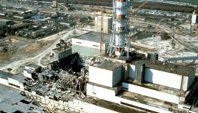 Rusya, Çernobil Nükleer Santrali etrafındaki özel bölgeye saldırı düzenledi