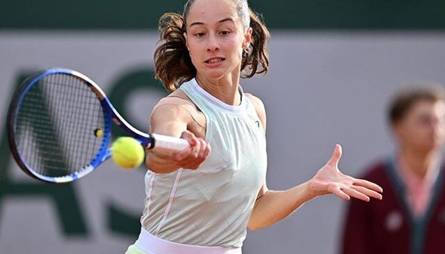 Zeynep Sönmez, Wimbledon’da ikinci tura yükseldi