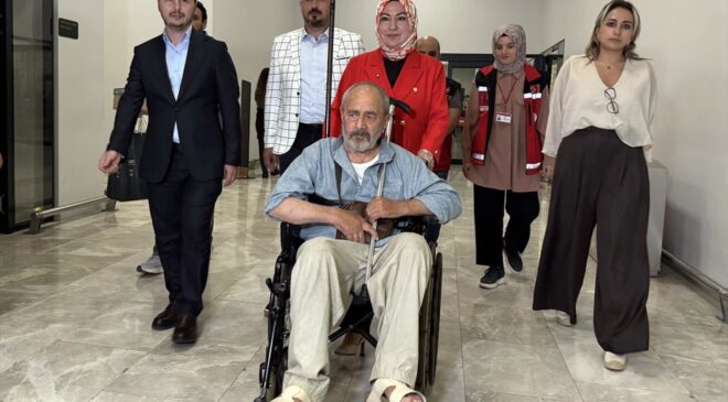 40 yıllık hasret, Suudi Arabistan’da mahsur kalan Ali Baybaş vatana döndü