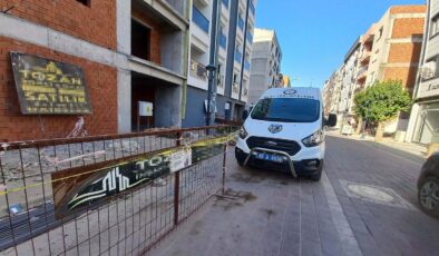 İnşaat İşçisi 3 Metreden Düşerek Hayatını Kaybetti