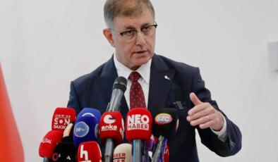 AK Parti’ye geçeceği konuşulan Cemil Tugay sessizliğini bozdu