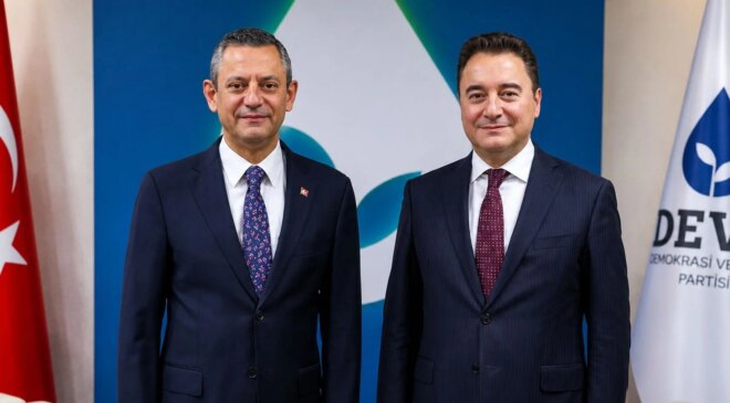 Ali Babacan ‘dan Özgür Özel’e tebrik telefonu