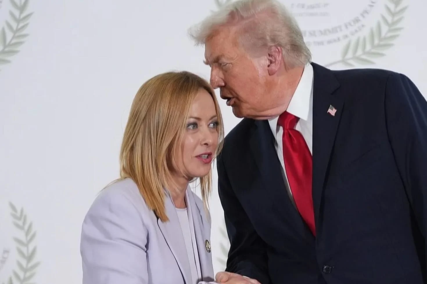 ankaradaki nato zirvesine saatler kala trumptan olay paylasim 20022654 88