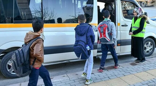 İstanbul’da okul servis ücretlerine yüzde 10 zam