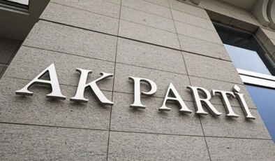 AK Parti Afyonkarahisar’da iki istifa birden