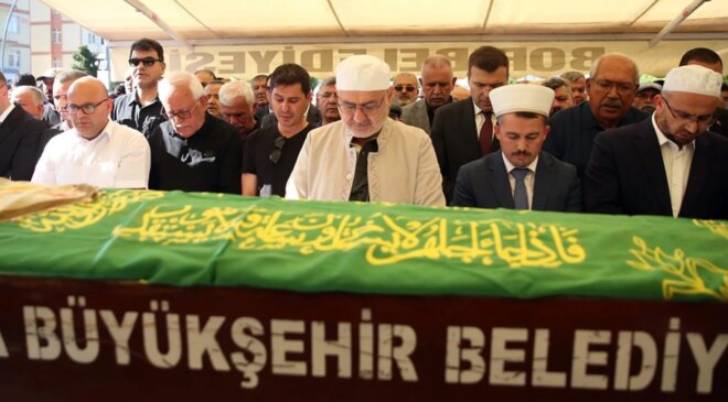 Milli Savunma Bakan Yardımcısı Kavaklıoğlu’nun eşine son görev
