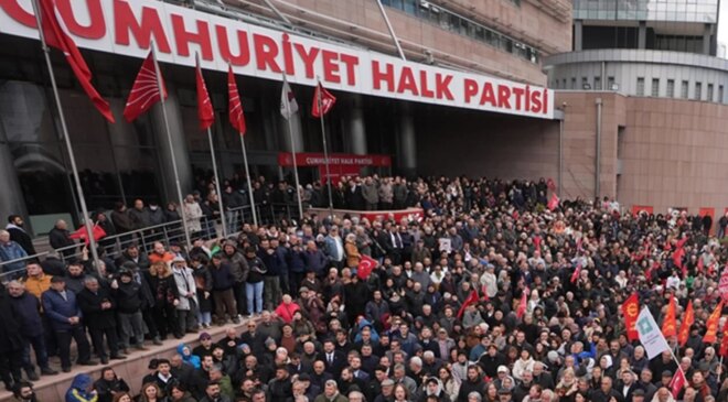 CHP’ye bir darbe daha! Belediye başkanı ve tüm üyeler istifa etti