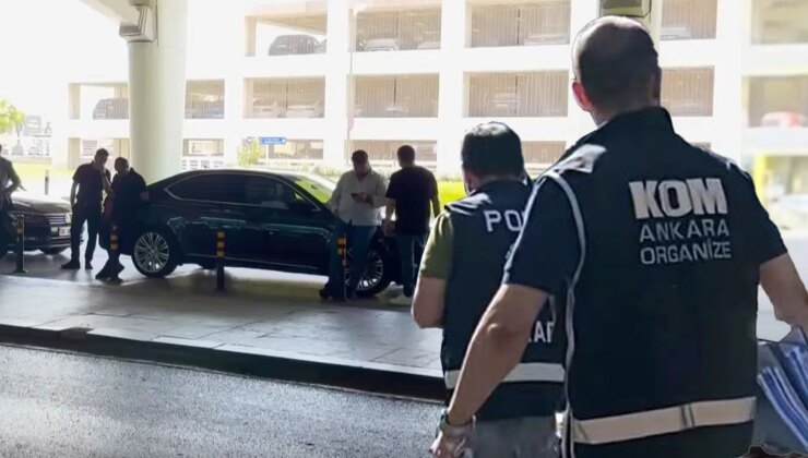 Çankaya Belediye Başkanı Güler’in gözaltına alınacağı havalimanında dikkat çeken hazırlık
