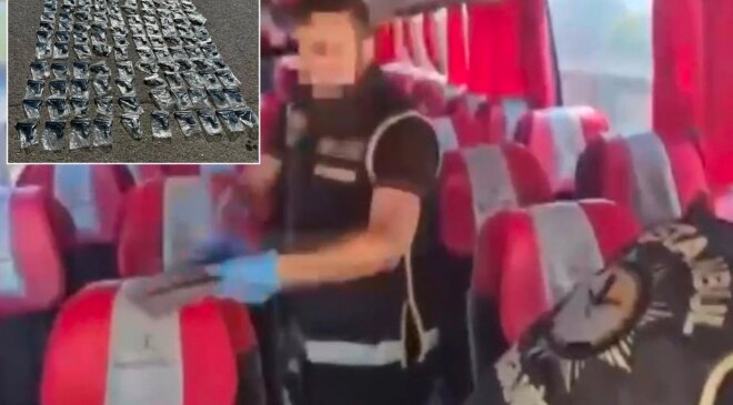 Tuzla’da durdurulan otobüsten cephanelik çıktı: 120 silah ele geçirildi