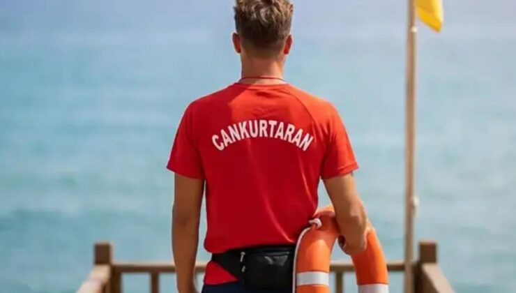 Cankurtaranlar kız arkadaşının hayatını kurtarırken bakın o ne yaptı