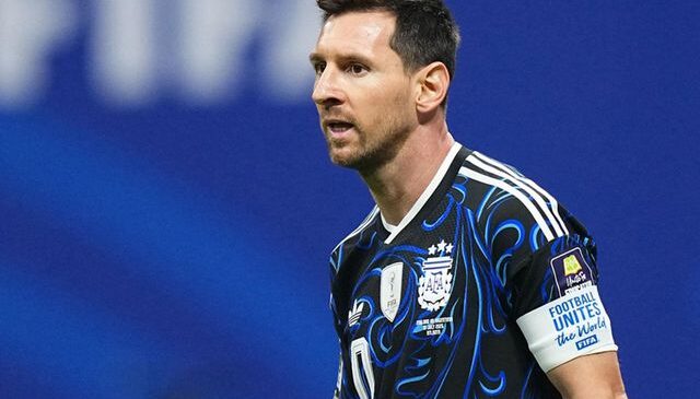 Lionel Messi maç başlar başlamaz tarihe geçti