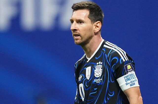 Lionel Messi maç başlar başlamaz tarihe geçti