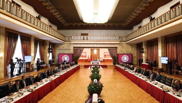 DEM Parti İmralı Heyeti ile AK Parti Grubu arasında çerçeve yasa mesaisi