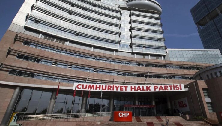 CHP’deki bölünme devam ediyor: Belediye başkanı istifa etti