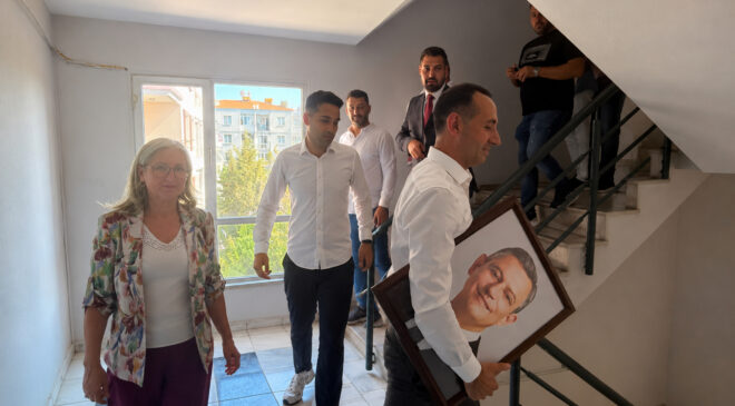 CHP’de Aydın il yönetimi ile İzmir’deki 7 ilçe örgütü toplu halde istifa etti