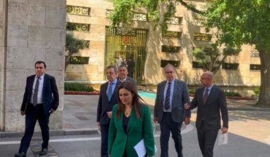 CHP’den bölünme sonrası ilk ziyaret: Meclis düzeni sil baştan