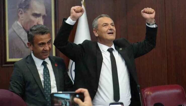 İzmit Belediye Başkan Vekilliğine Lütfü Obuz seçildi