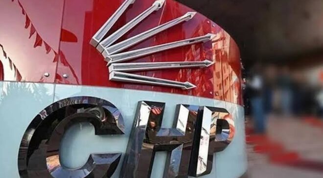 CHP’nin kalesi İzmir’de  24 belediye başkanı ve tüm ilçe örgütleri Yeni Parti’ye geçiyor