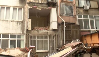 Şişli’de binanın duvarı çökünce mahalleli deprem oldu zannetti