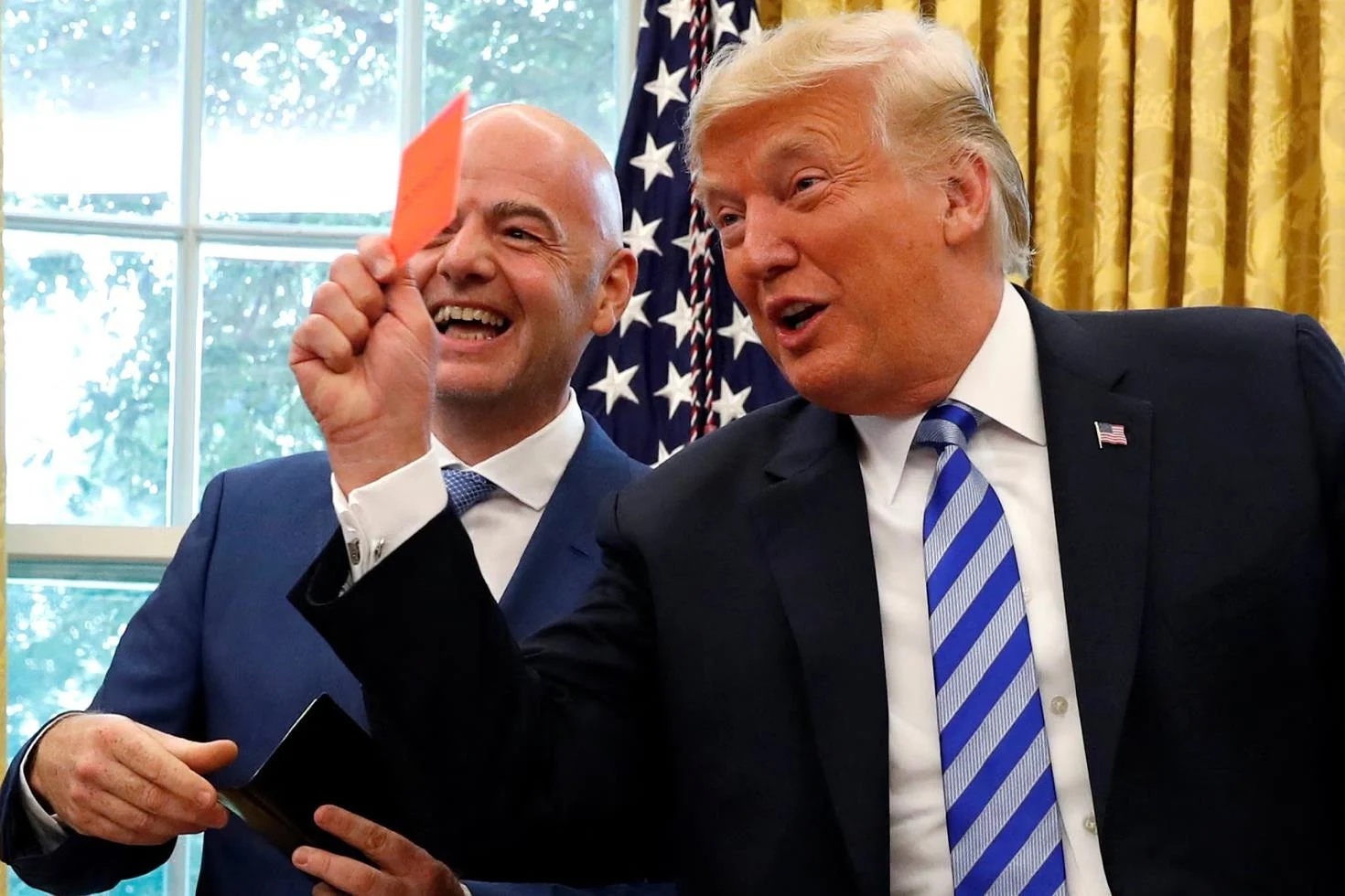 dunya kupasinda deprem trumpin telefonu tum dengeleri alt ust etti 20022606 11